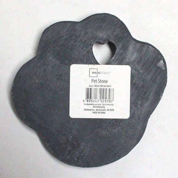 Animal Paw Prints Memorial Pet Stone With Heart Cut Out and Saying or Text - Picture 2 of 6